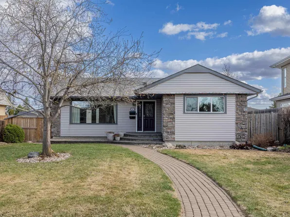 7927 71st Ave NW, Edmonton, AB T6C 0B1
