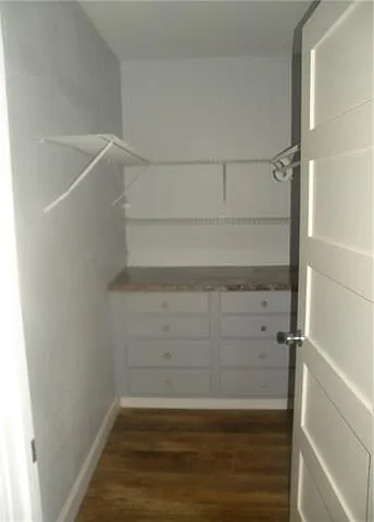555 S 5th St — Photo 13