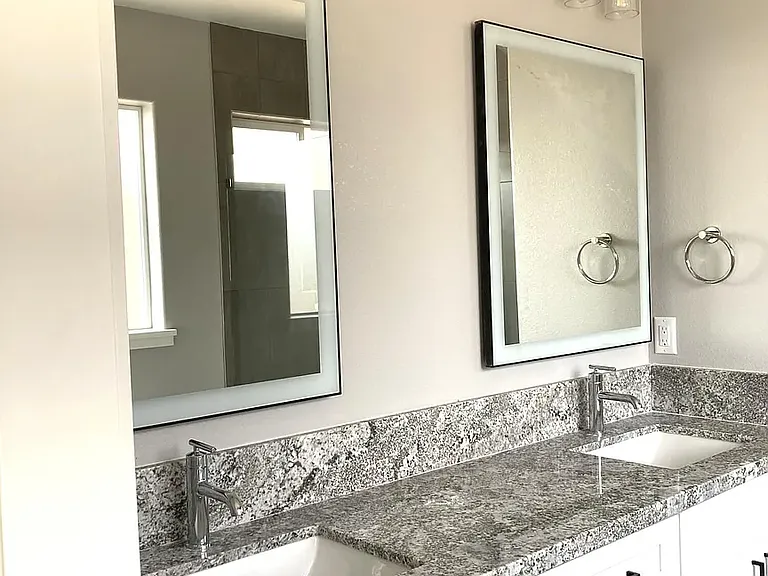 1086 Tee Dr — Photo 11