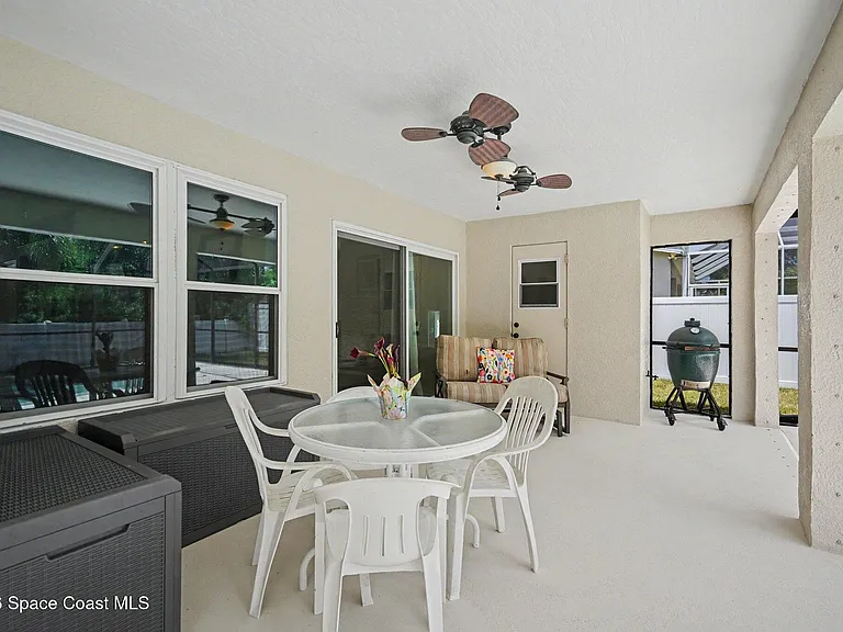 2765 Summer Brook St — Photo 23