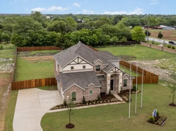 140 Crystal Lake Ln, Red Oak, TX 75154