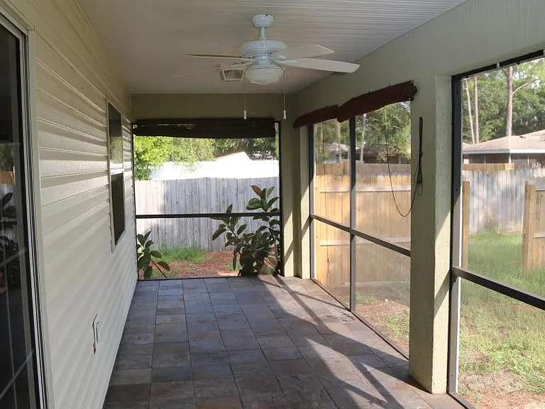 4465 Longford Dr — Photo 14