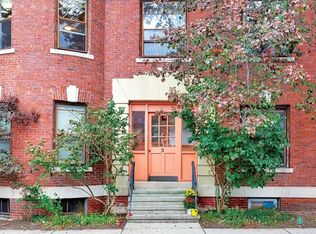 3 Netherlands Rd #2, Brookline, MA 02445