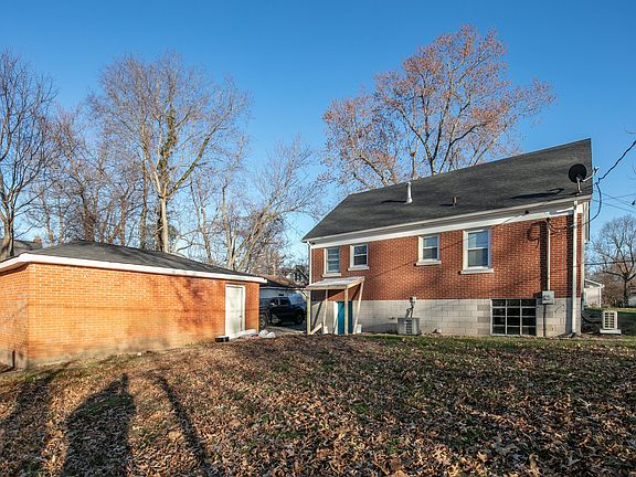 2nd image of 101 Cherrybark Dr