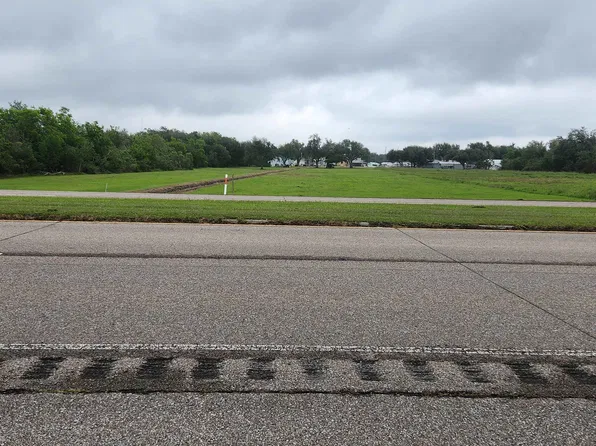 N Alex Plaisance Blvd, Golden Meadow, LA 70357