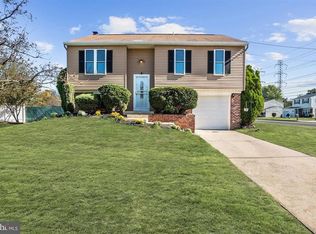 7909 Greenbrier Rd, Pennsauken, NJ 08109