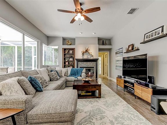 2nd image of 4828 Kylemore Ct