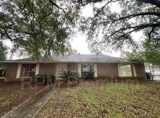 1225 Bellonia Dr, Baton Rouge, LA 70810