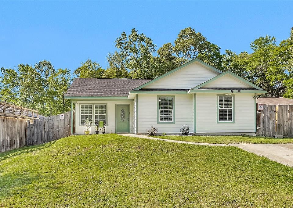 1st image of 10811 Royal Forest Drive