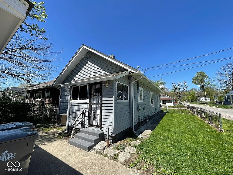 Listing photo 4