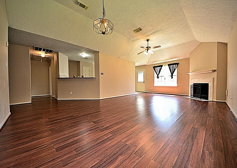 1st image of 12315 Southmeadow Dr