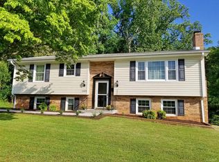 6008 Sunderland Pl, Lynchburg, VA 24502