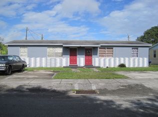 5901 SW 26th St, West Park, FL 33023