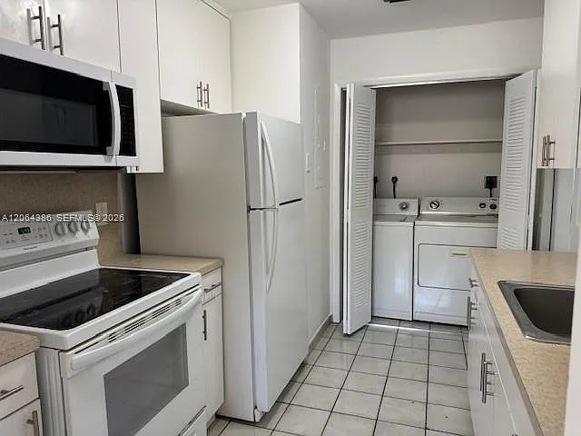 3022 SW 23rd St #3022 — Photo 4