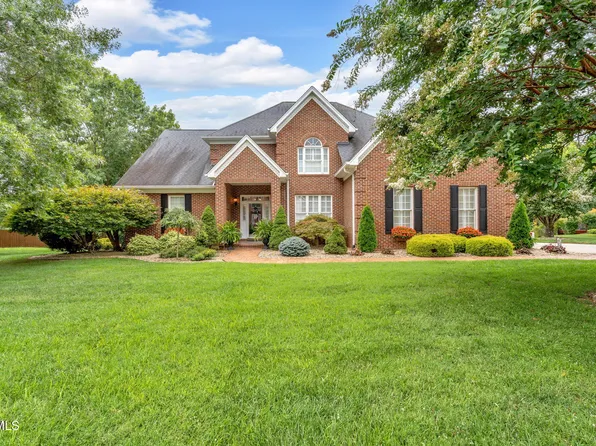 1020 Hanover Ct, Kingsport, TN 37660