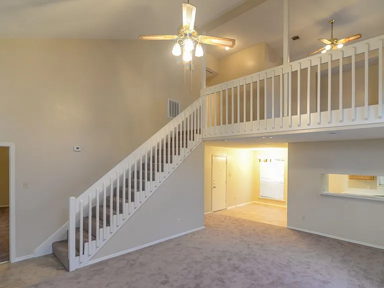 11815 Sunrise Dr — Photo 16