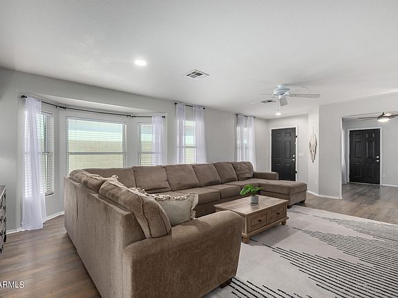 3rd image of 2957 W LONE CACTUS Drive