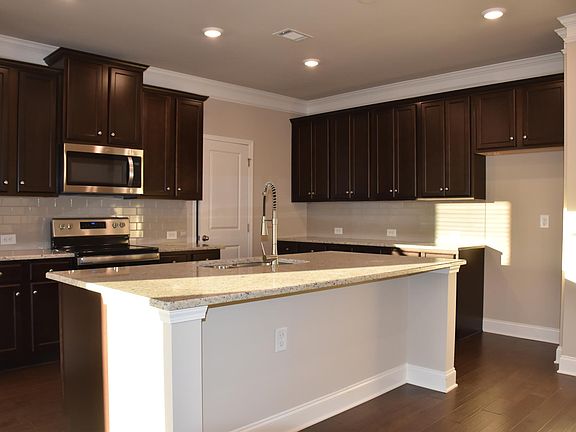 4th image of 3249 Weyhill Way