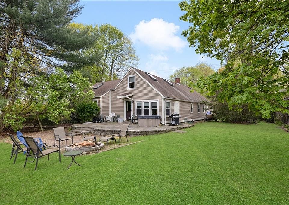 1707 Diamond Hill Rd Cumberland RI Zillow