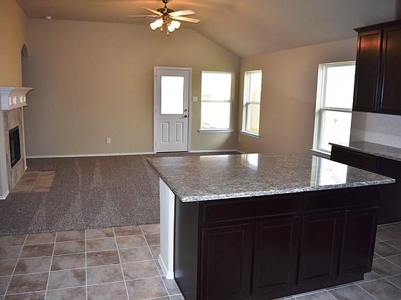 4th image of 2711 Cold River Dr