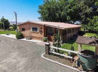 15201 N Albro Rd, Prosser, WA 99350