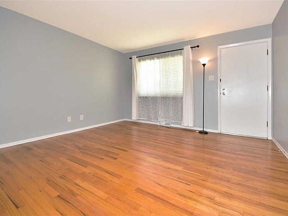 2nd image of 12021 Colonial Dr