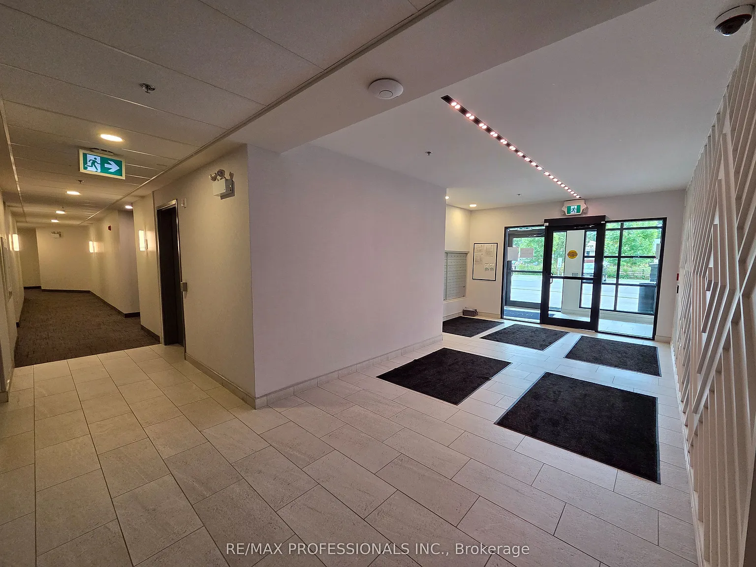 1 bed, $1,600 — Photo 2