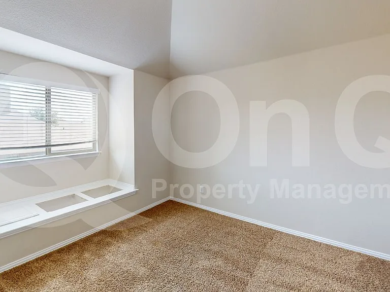 1512 Cockatiel Dr — Photo 11