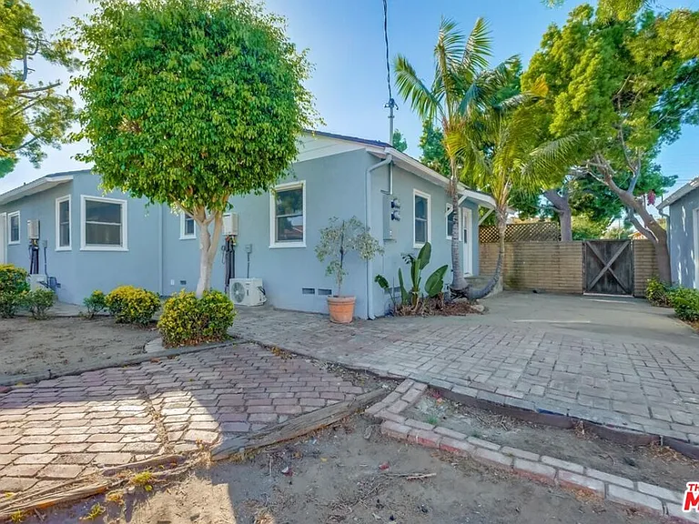 8356 Kittyhawk Ave — Photo 20