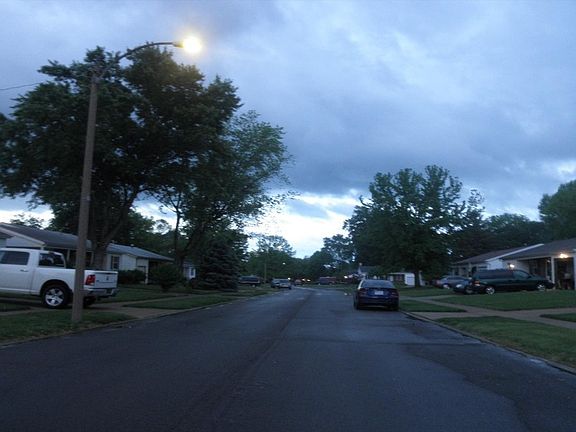 5th image of 950 Thompson Dr