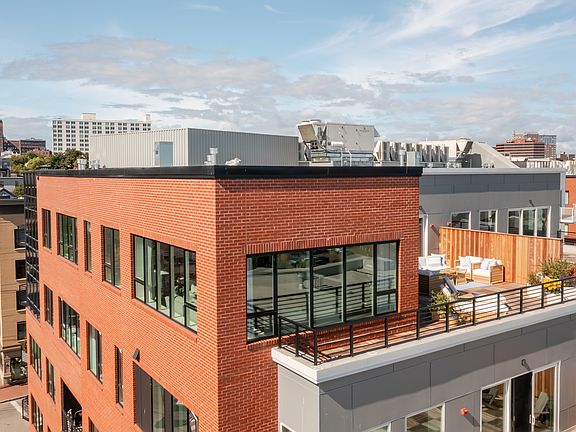Top Floor Corner Penthouse at Hobson's Landing.