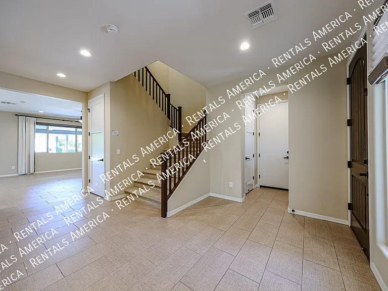 17268 W Straight Arrow Ln — Photo 16