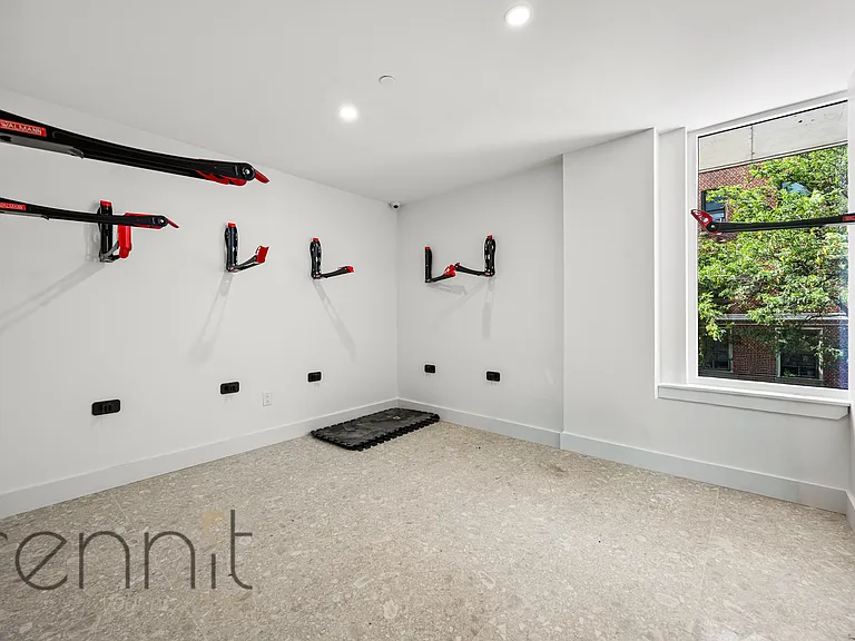 2402 Cortelyou Rd #301 — Photo 16