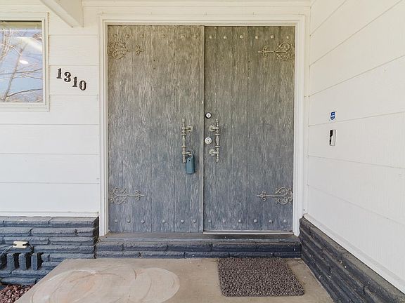 5th image of 1310 Los Rios Dr