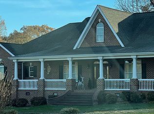 132 Al Davis Rd, Pittsboro, NC 27207