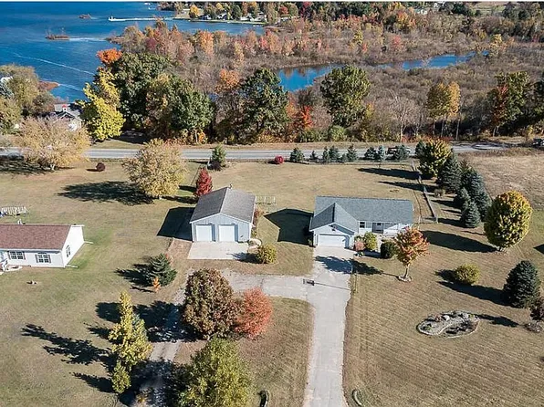 14700 Lincoln Park Dr NE, Gowen, MI 49326