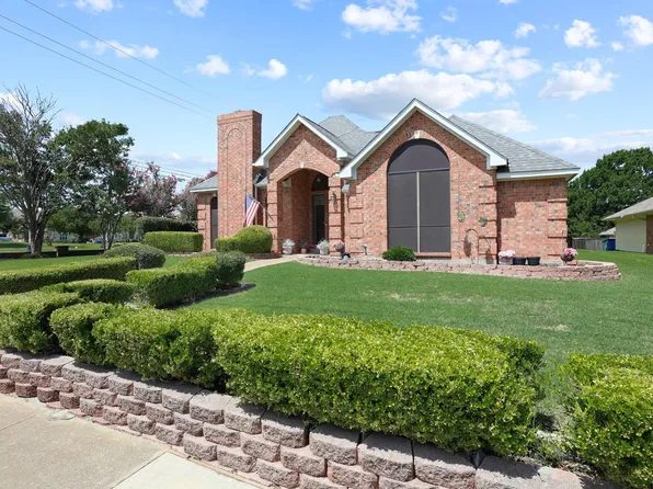 4201 Spurwood Dr, Carrollton, TX 75010