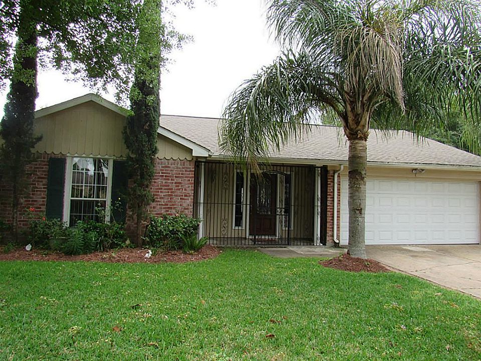 1st image of 11415 Larkdale Dr