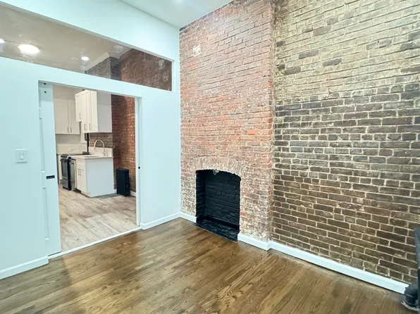 206 East 6th Street image 9 of 13