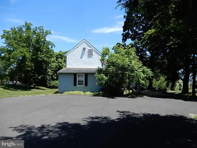 691 Stoneyford Rd #A — Photo 11