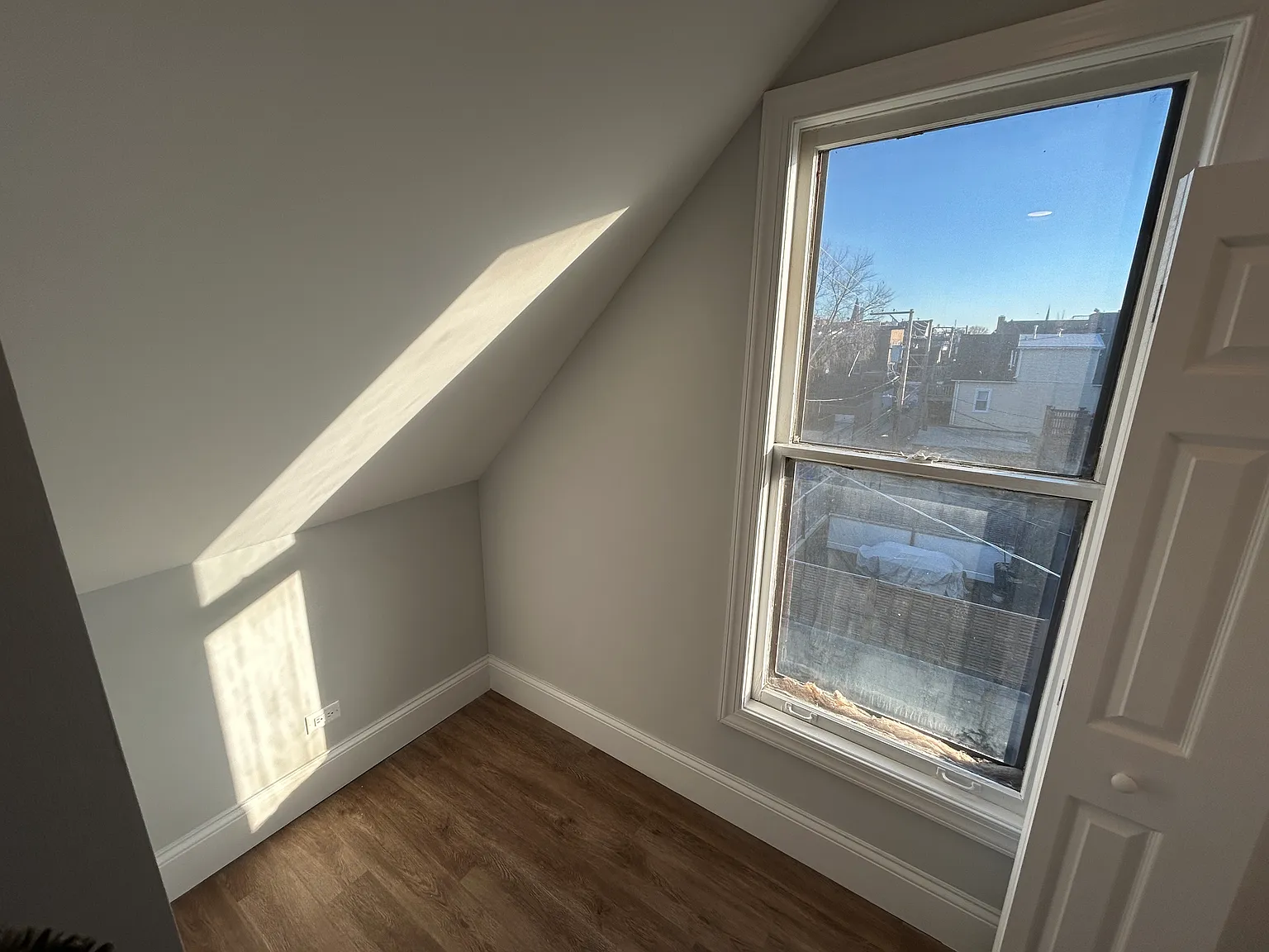 1 bed, 700 sqft, $2,195 — Photo 4