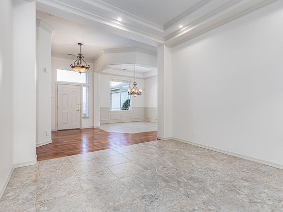 5th image of 2177 Anna Ave