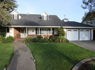 2433 Grosse Ave, Santa Rosa, CA 95404