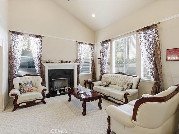 4th image of 6771 Oak Ave