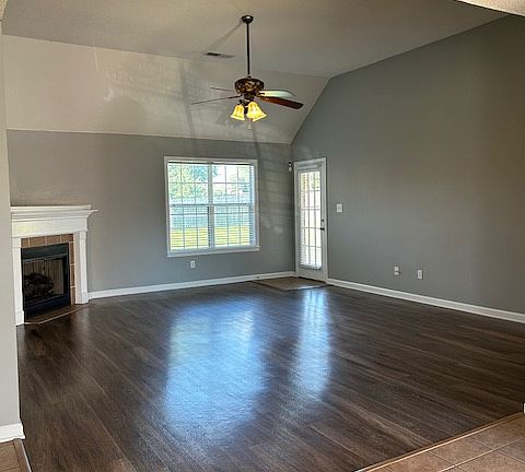 4th image of 2986 Glennbury Ln