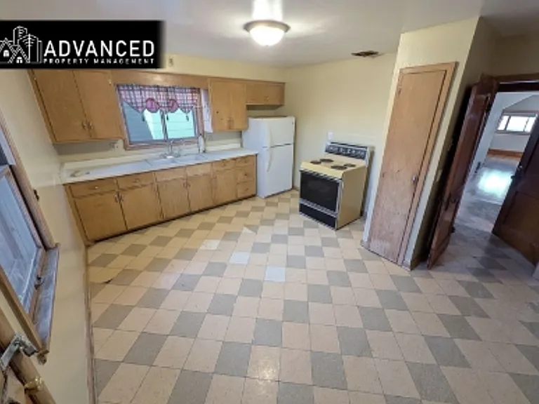 3893 Doctor William Finlayson St — Photo 6