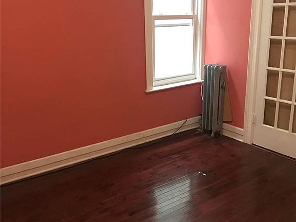 4th image of 32-30 102nd St Floor 2