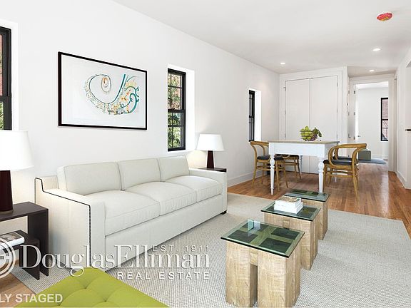 2nd image of 826 10th Ave APT 1
