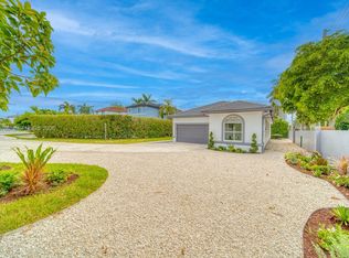 15958 SW 71st Ter, Miami, FL 33193