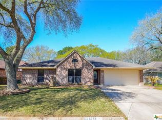 2713 Brook Bend Ln, El Campo, TX 77437